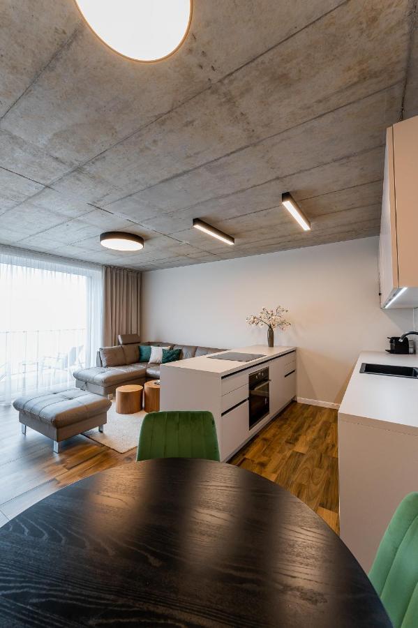 H75 Apartments Kosice Centre Exterior photo