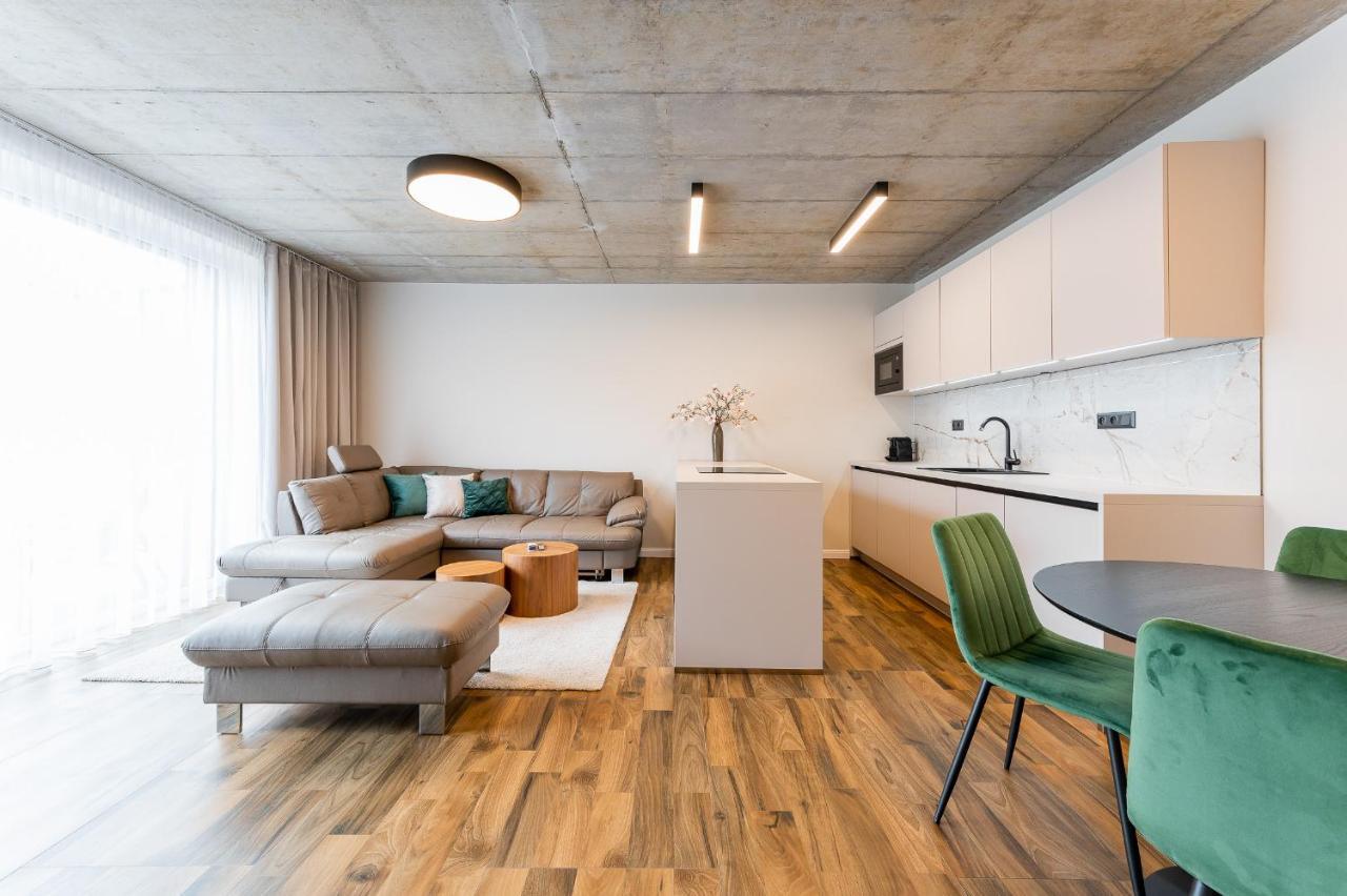 H75 Apartments Kosice Centre Exterior photo