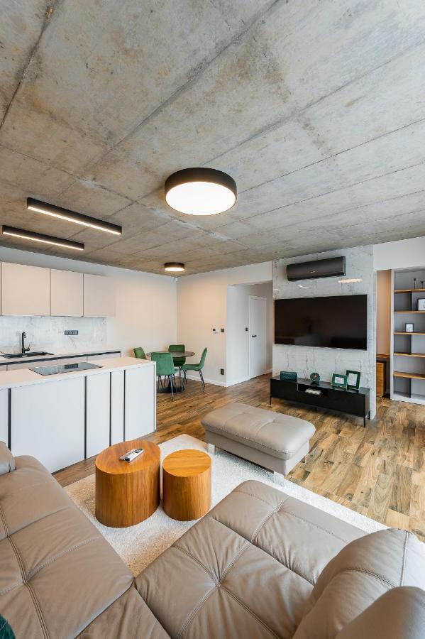 H75 Apartments Kosice Centre Exterior photo